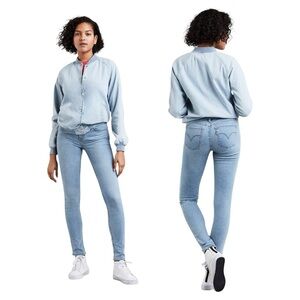 Levi’s 710 Super Skinny Mid Rise Jeans in Light Wash Size 25